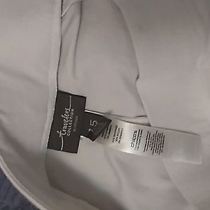 Traveler's by chicos 1.5 ankle pants